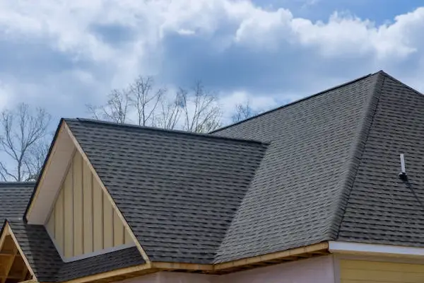 shingle roofing service in new england